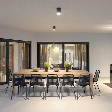 Viktor Tireli Prázdninový dům