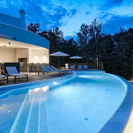 Viktor Tireli Holiday home *