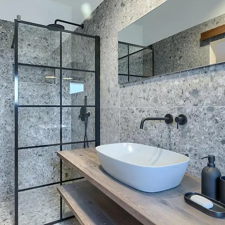 Casa vacanze Viktor Tireli *