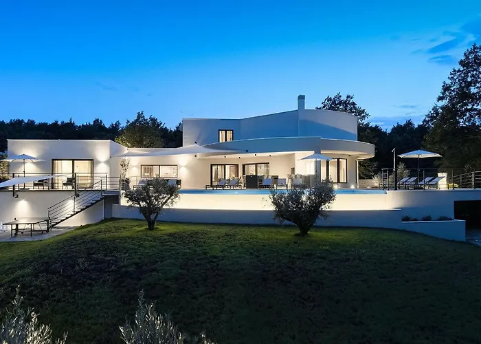 Vakantiehuis Viktor Tireli *